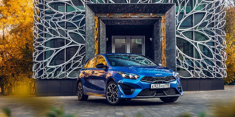 
            Ставки на «спорт». Тест-драйв Kia Ceed 2022
        