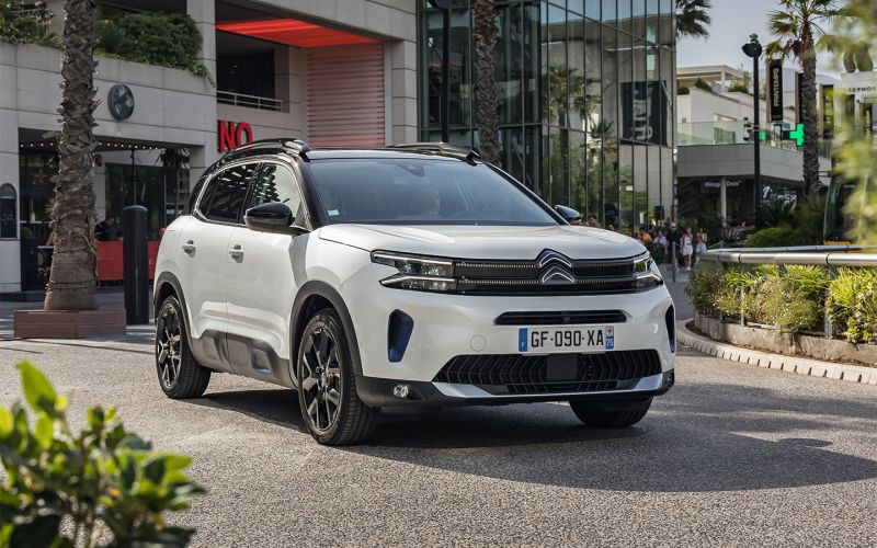 Новый Zeekr, обиды Citroёn и падение цен: самые важные автособытия недели